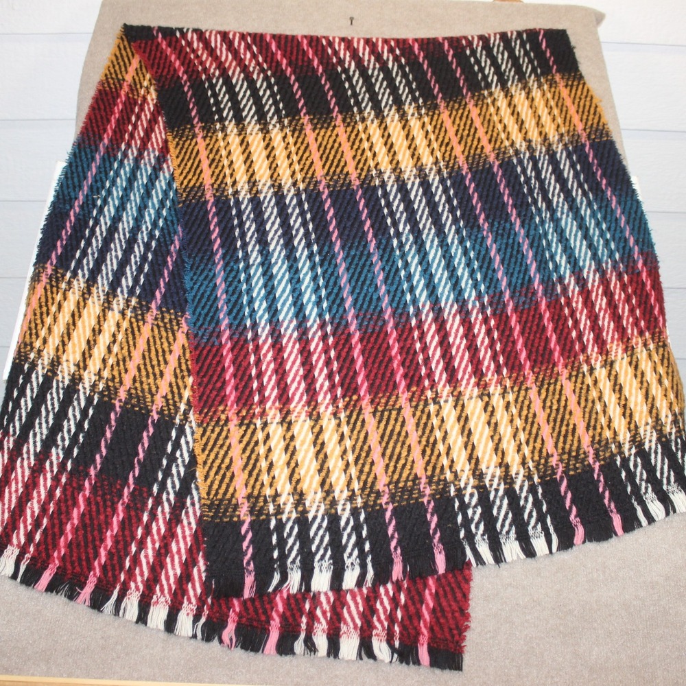 Steve Madden Multi Color Plaid Blanket Scarf Oversized Fringed Wrap Red Teal